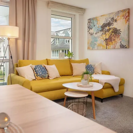 Meerblick-balkon-strand-stilvoll-smarttv *